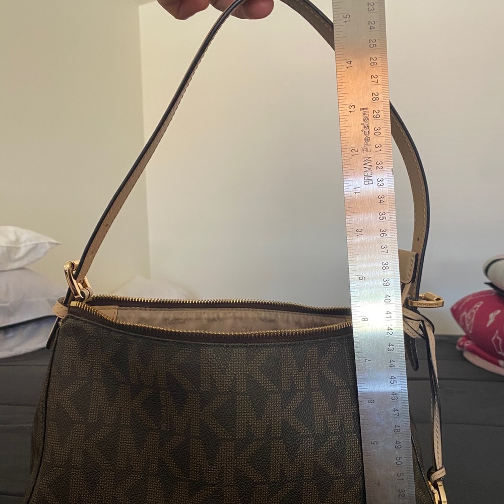 Michael Kors Shoulder Bag Medium